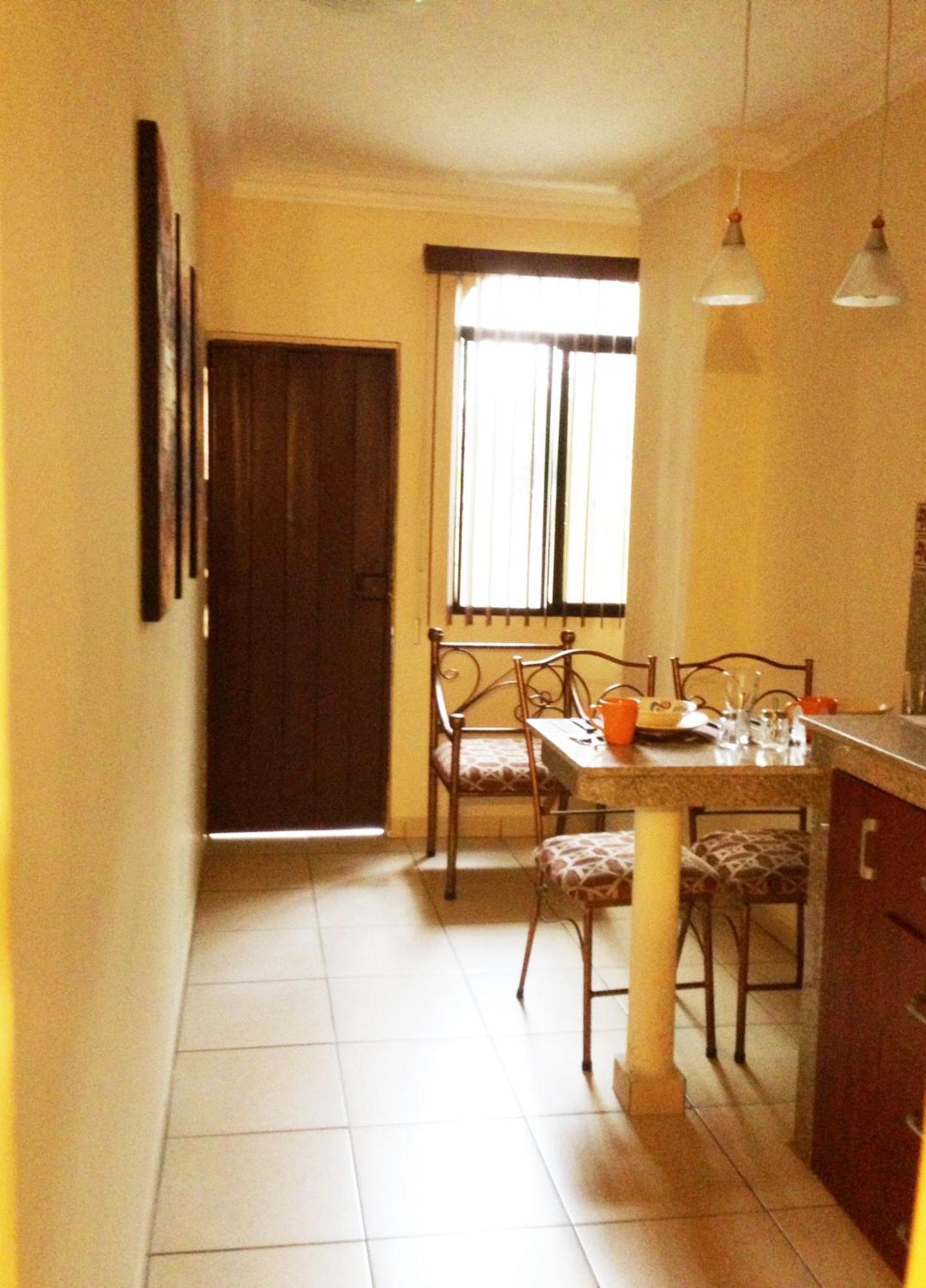 El Patio Suites II Guayaquil Exterior photo