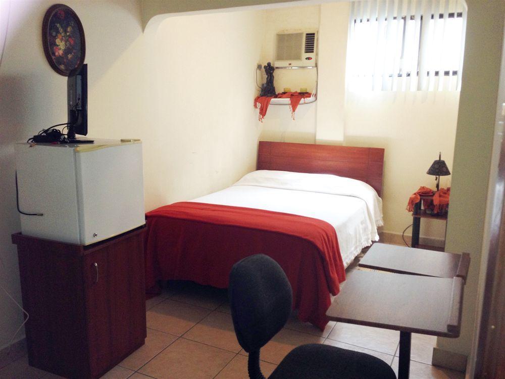 El Patio Suites II Guayaquil Exterior photo