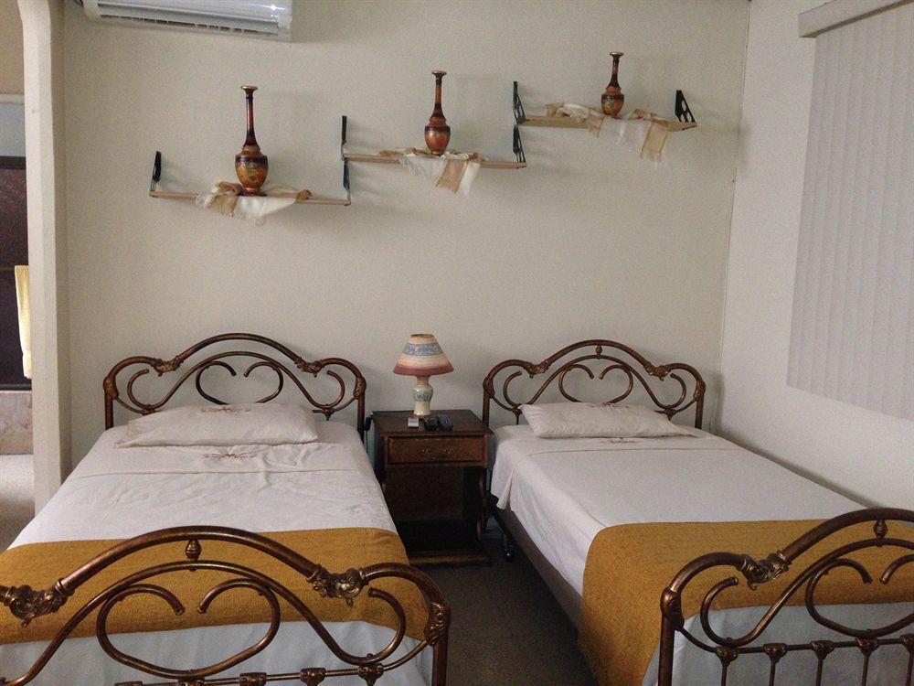 El Patio Suites II Guayaquil Exterior photo