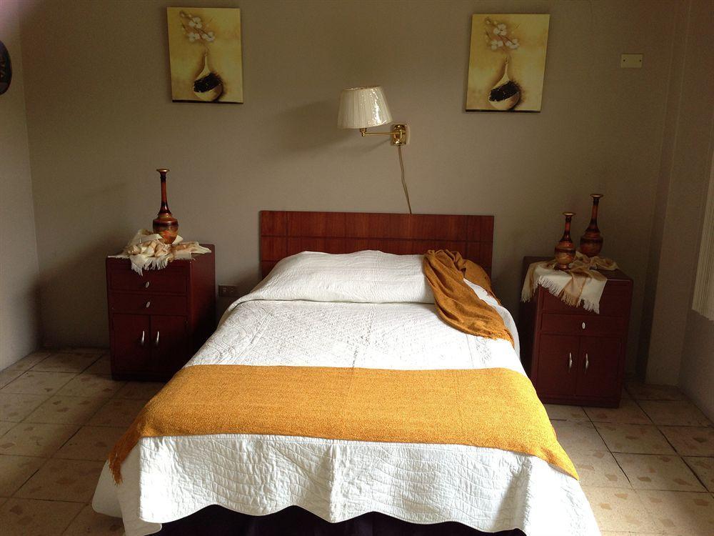 El Patio Suites II Guayaquil Exterior photo