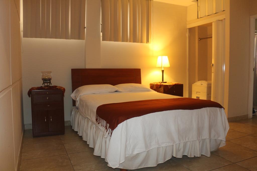 El Patio Suites II Guayaquil Exterior photo