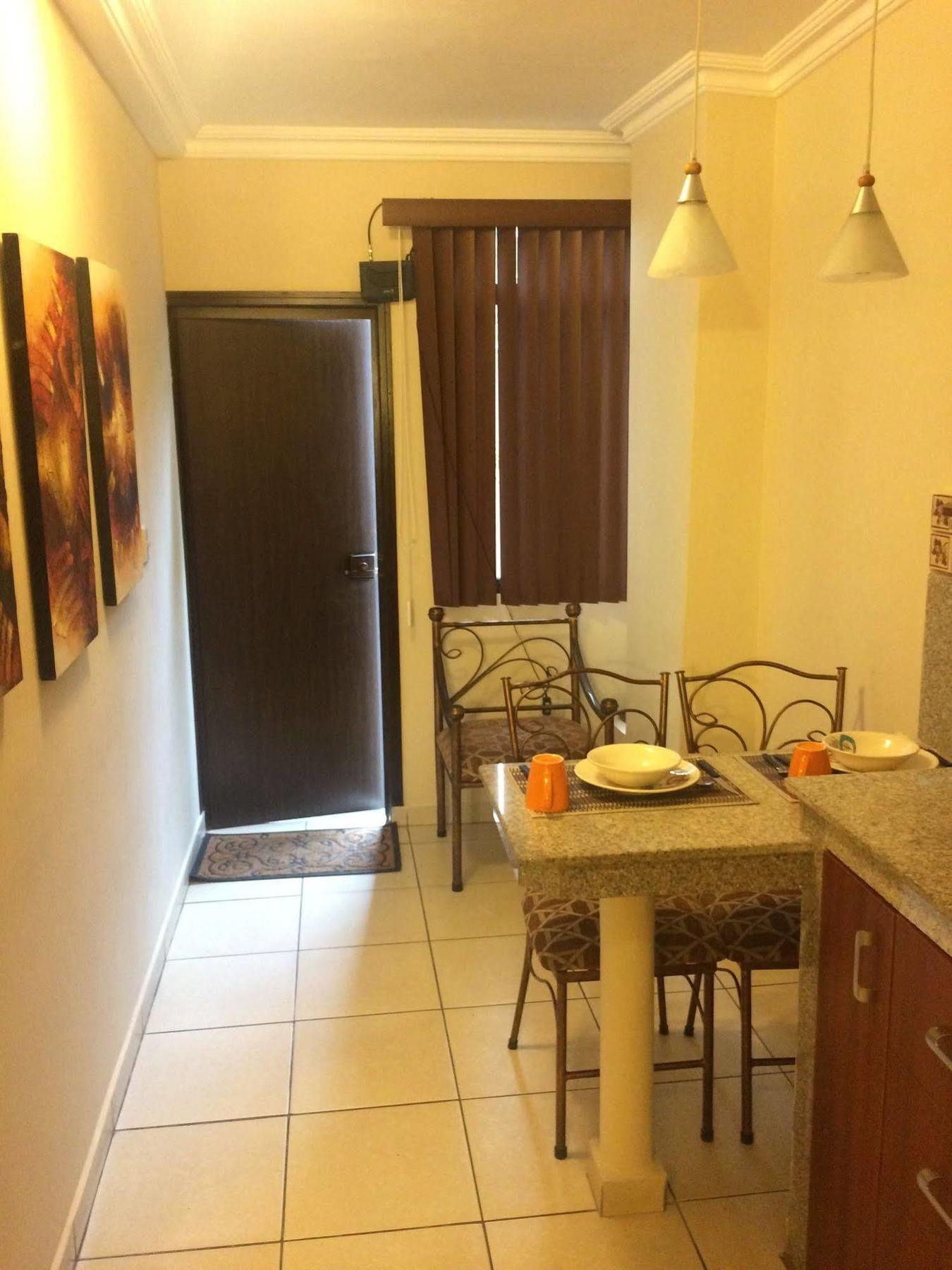 El Patio Suites II Guayaquil Exterior photo
