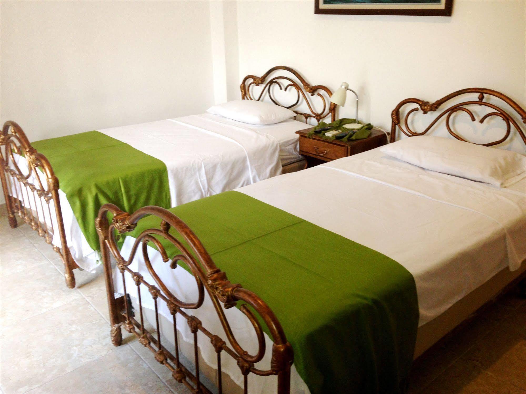El Patio Suites II Guayaquil Exterior photo